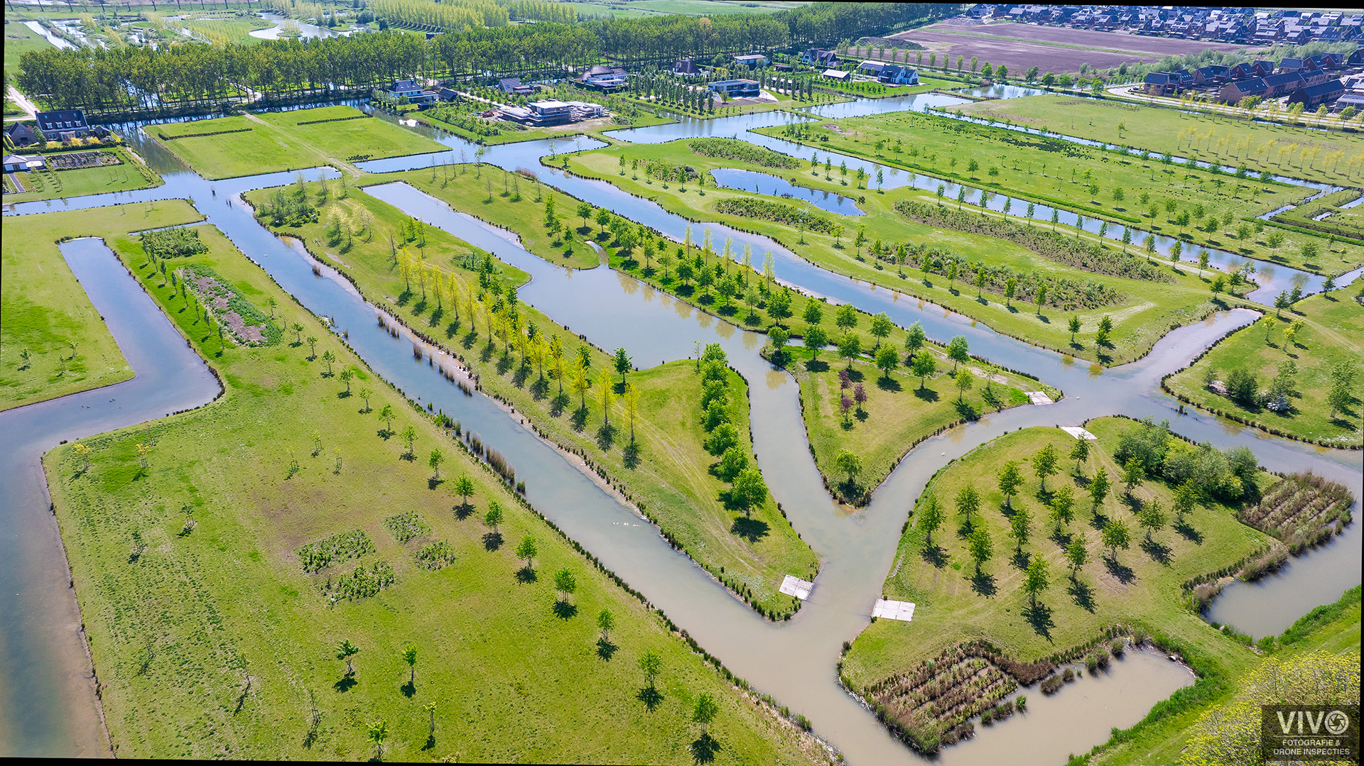 Hoogwaardige luchtfoto van vastgoedobject voor makelaar