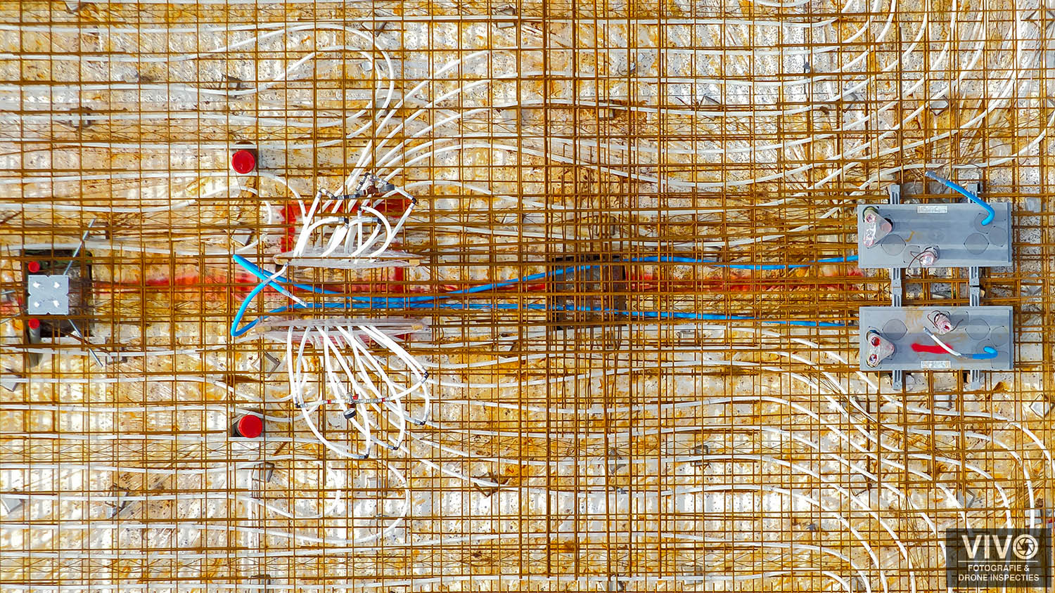Detailopname van dakinspectie met dronecamera